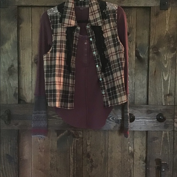 Free People Sweaters - Free People Ski Lodge Cuff thermal & Gimmicks Vest